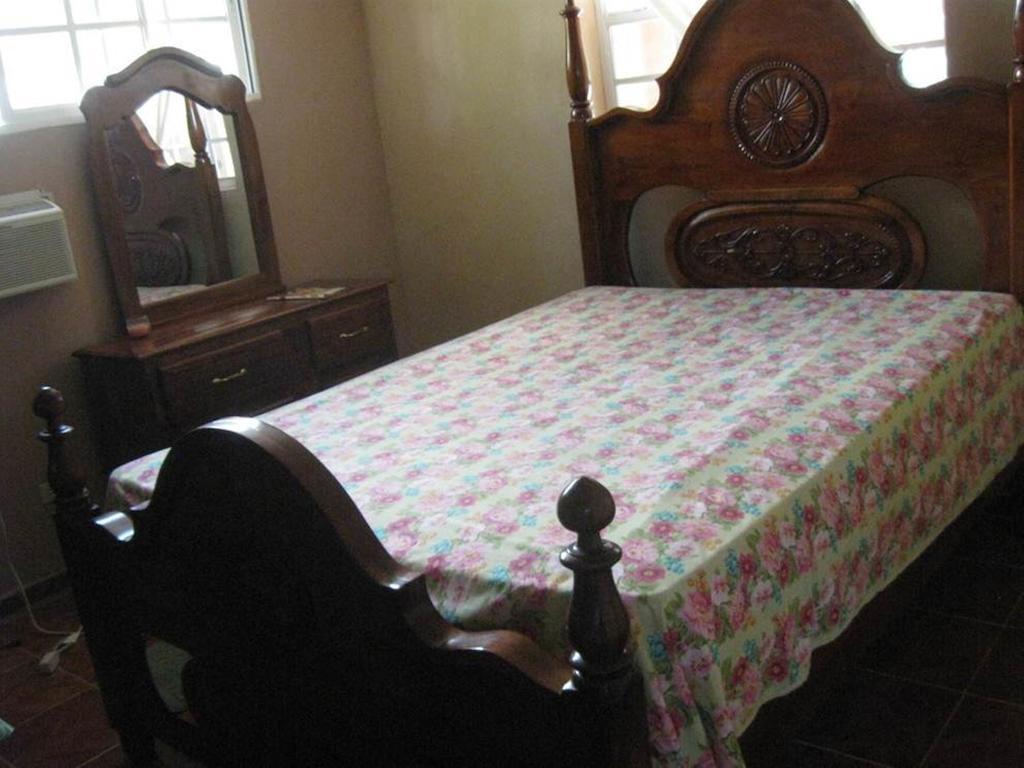 La Belle Maison Milot Samson Room photo