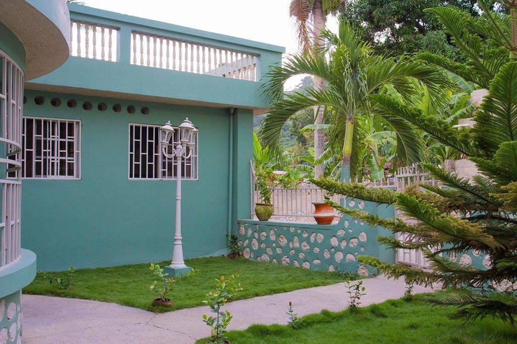 La Belle Maison Milot Samson Exterior photo